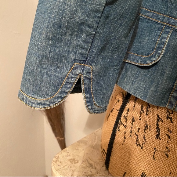 Banana Republic Denim Jacket - Picture 2 of 2